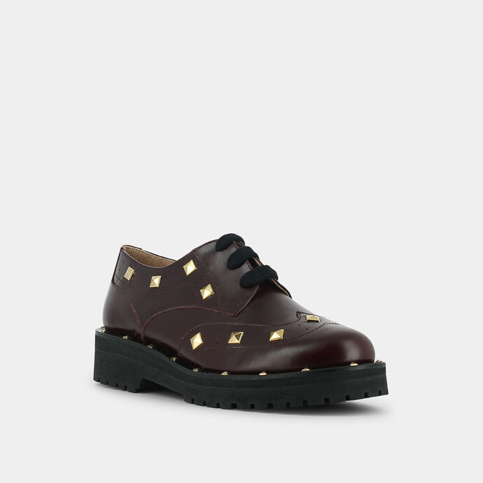 Derbies à clous  en cuir bordeaux