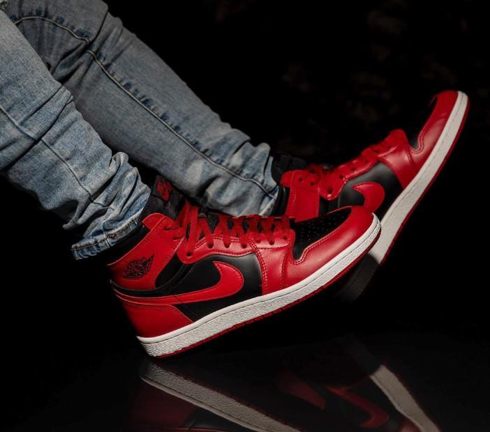 Jordan 1 Retro High 85 Varsity Red