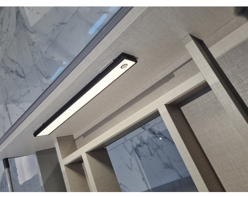 LED-lichtstrip voor badkamers, 30 cm, met USB-aansluiting voor hoge kasten en onderkasten