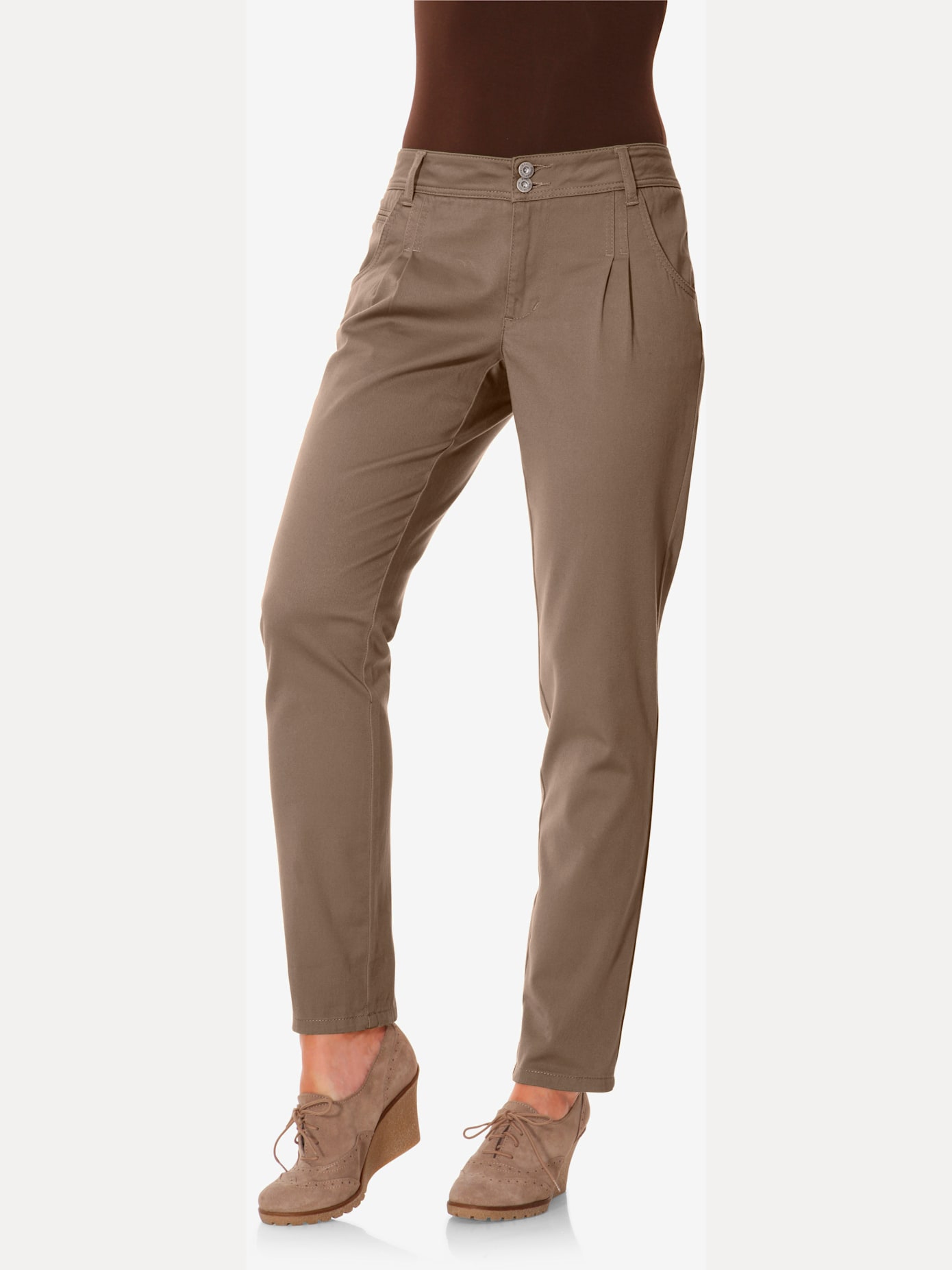 Pantalon chino coupe carotte
