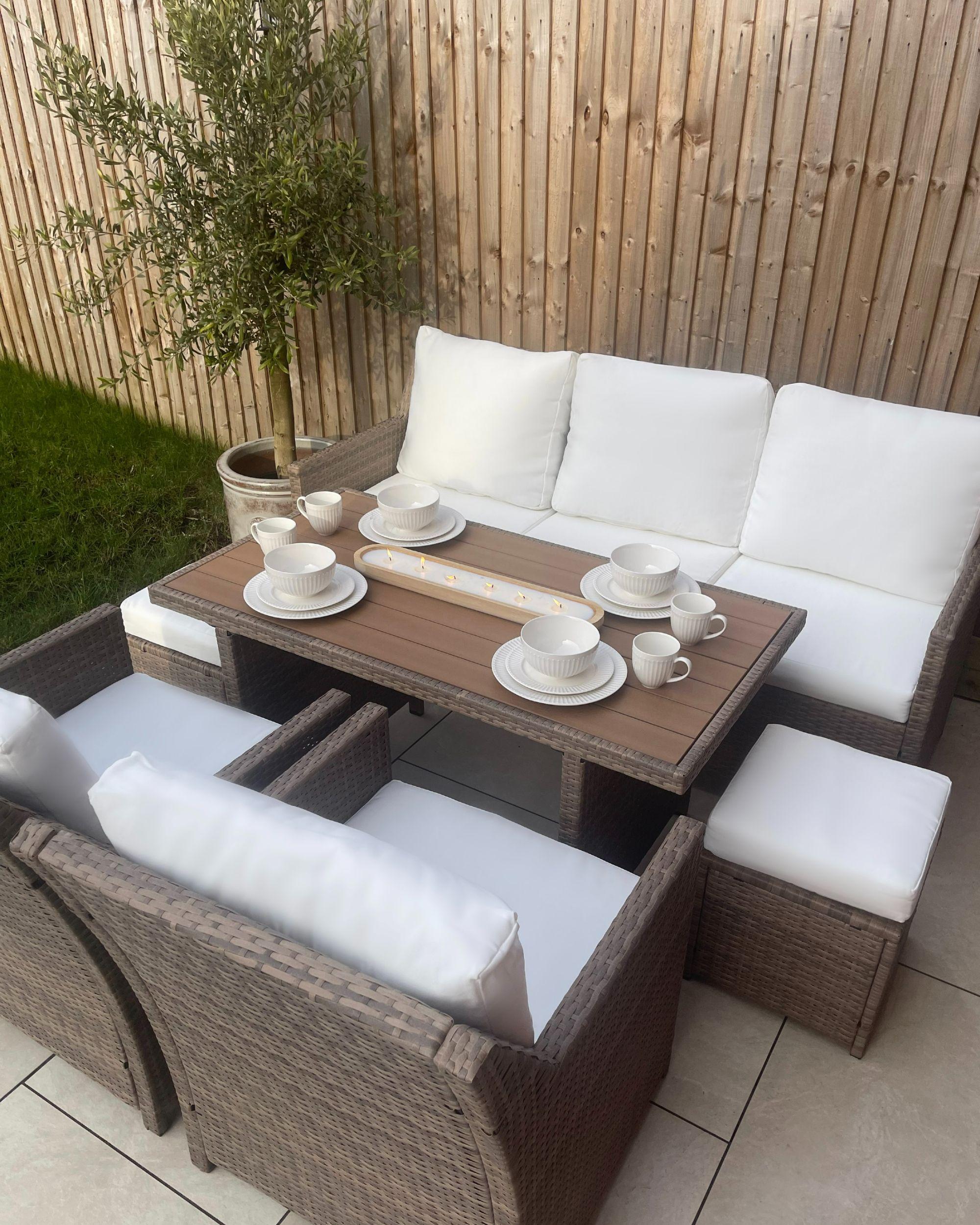 Loungeset met tafel en ottomaan 5-zits FONTI met kussens PE rotan Bruin