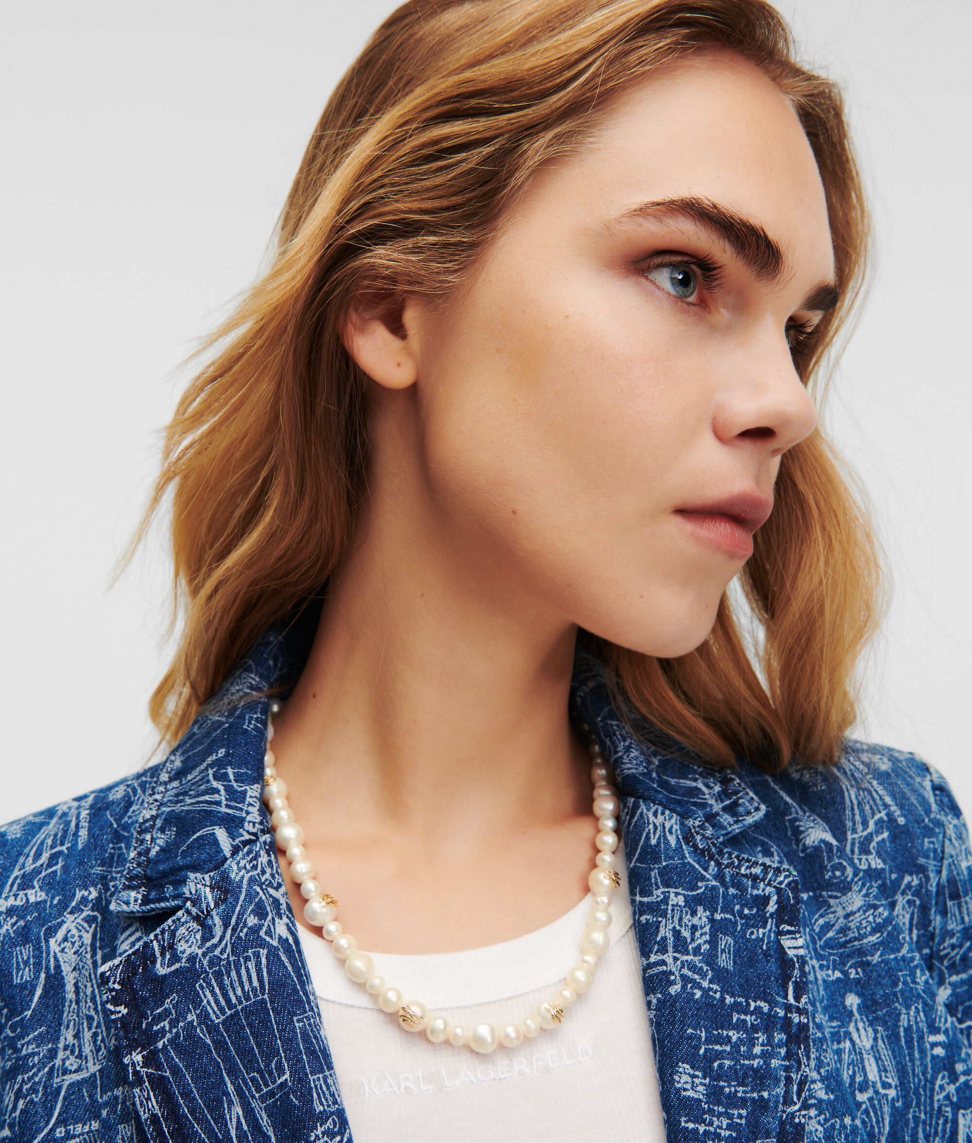 COLLIER EN PERLES K/AUTOGRAPH