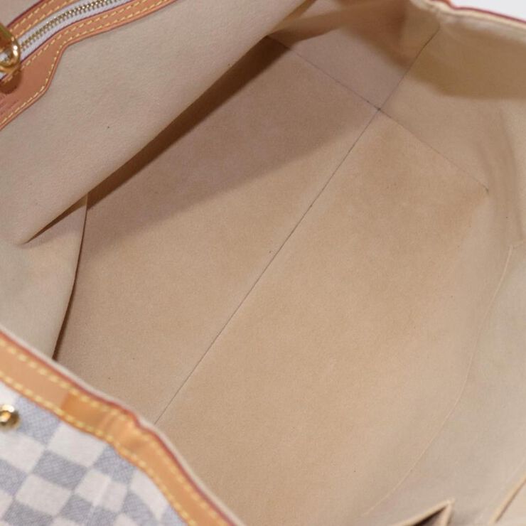 Louis Vuitton Vintage Louis Vuitton Hampstead White