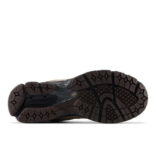 New Balance 2002R Sneakers, Driftwood, 38.5