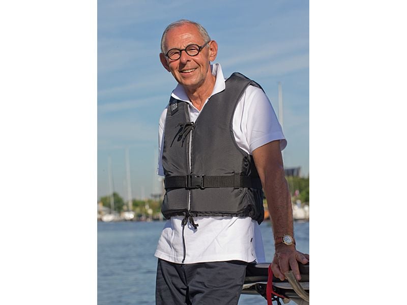 BESTO Schwimmweste Dinghy 50N Schwarz – S Rettungsweste für Erwachsene