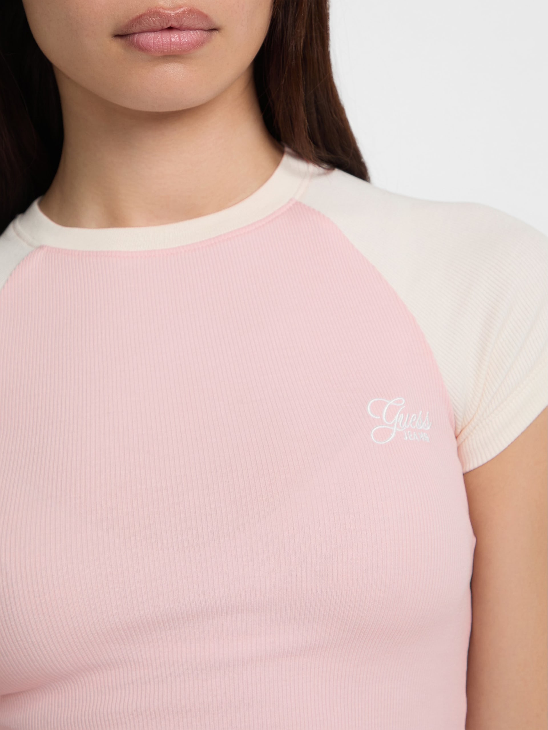 Camiseta Raglan de Gola Redonda