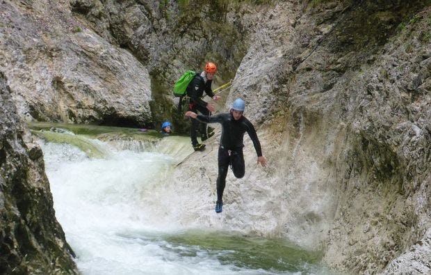 Canyoning am Traunsee als Geschenk