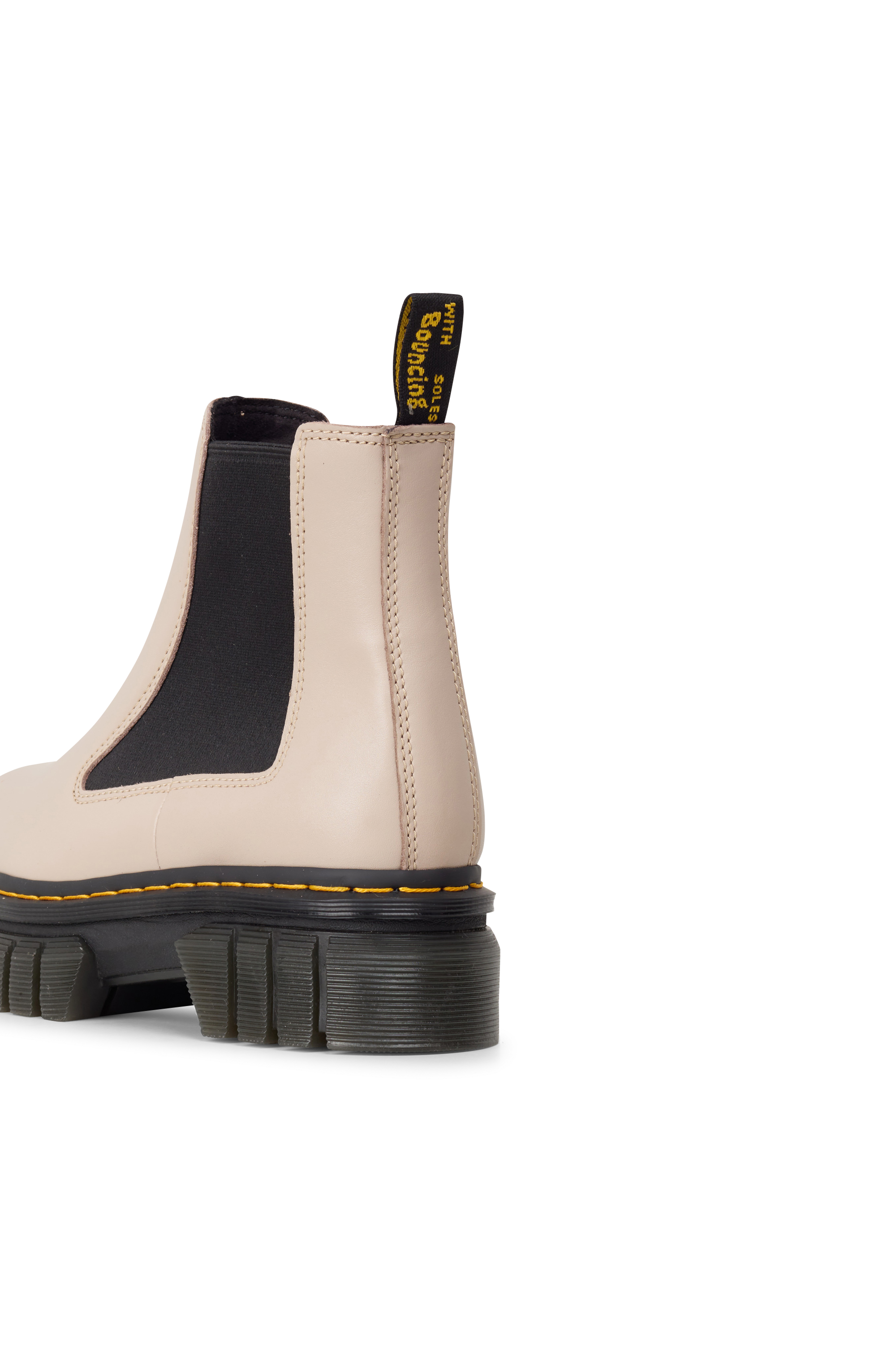 DR. MARTENS Boots Audrick Chelsea Beige