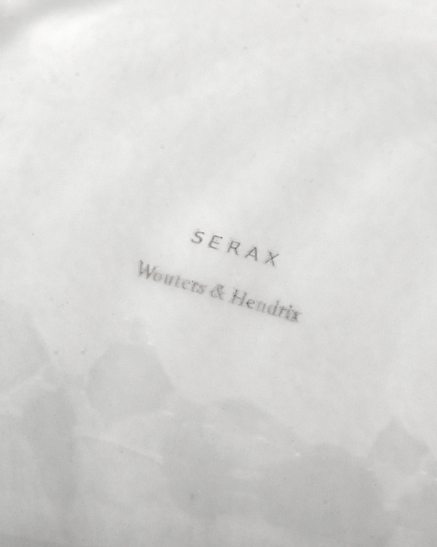 Serax Les Objets Mouleversants by Wouters & Hendrix schaal S Black