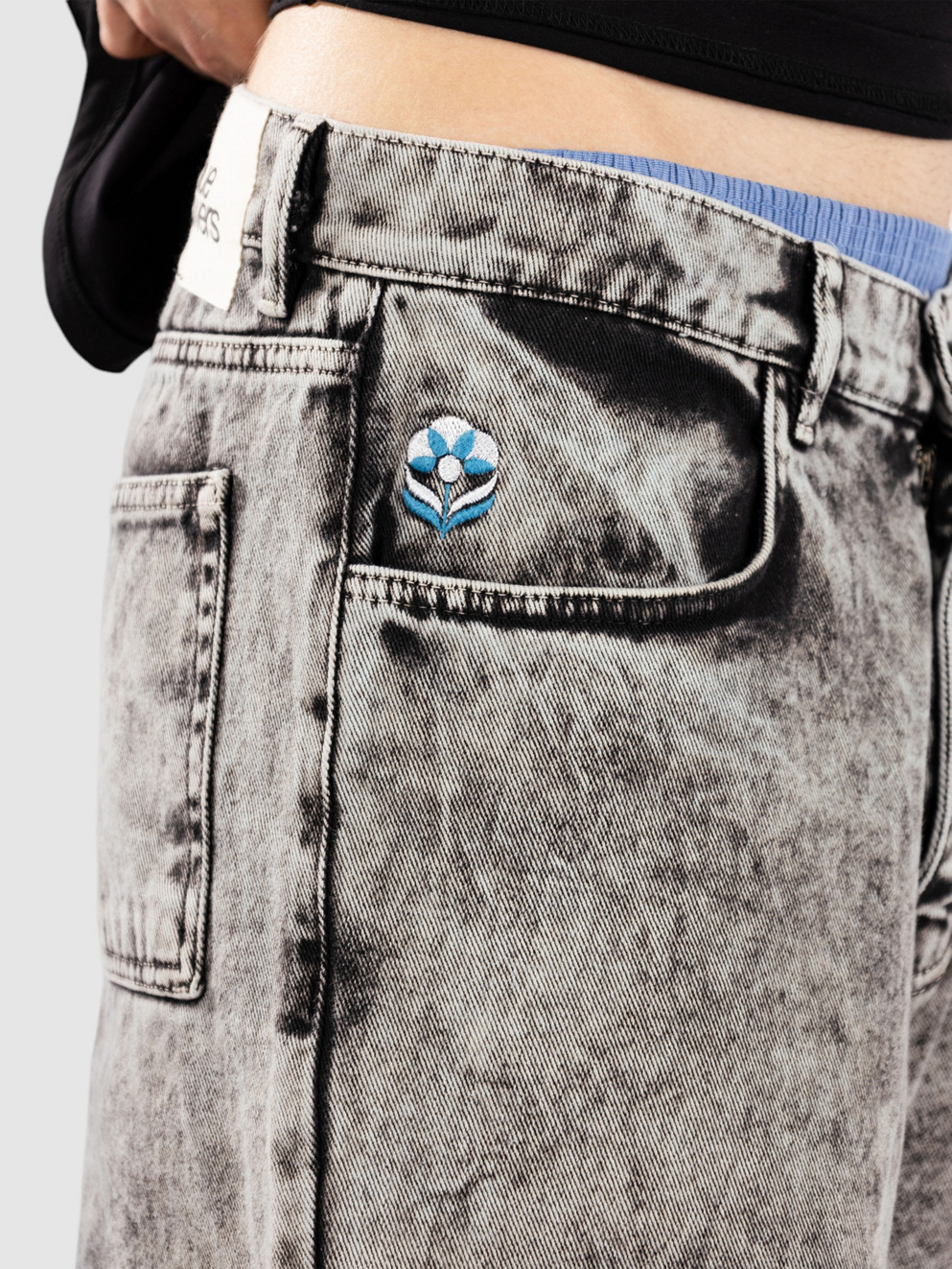 Blue Flowers Reworked Denim - Eco Jeans stone wash