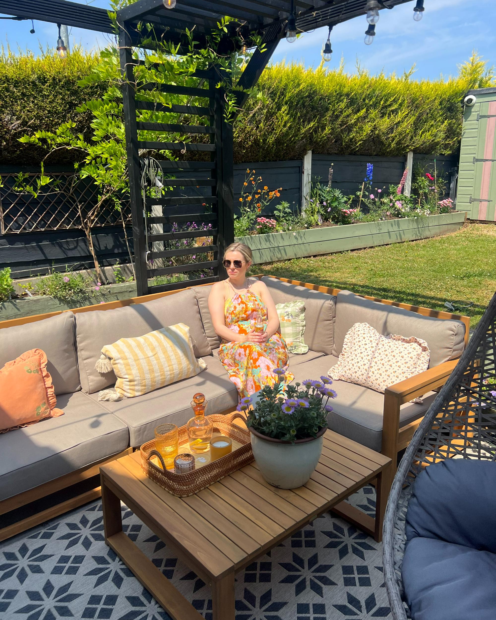Tuin hoekloungeset met tafel 4-zits TIMOR rechtszijdig modulair Gecertificeerd acaciahout Lichtbruin