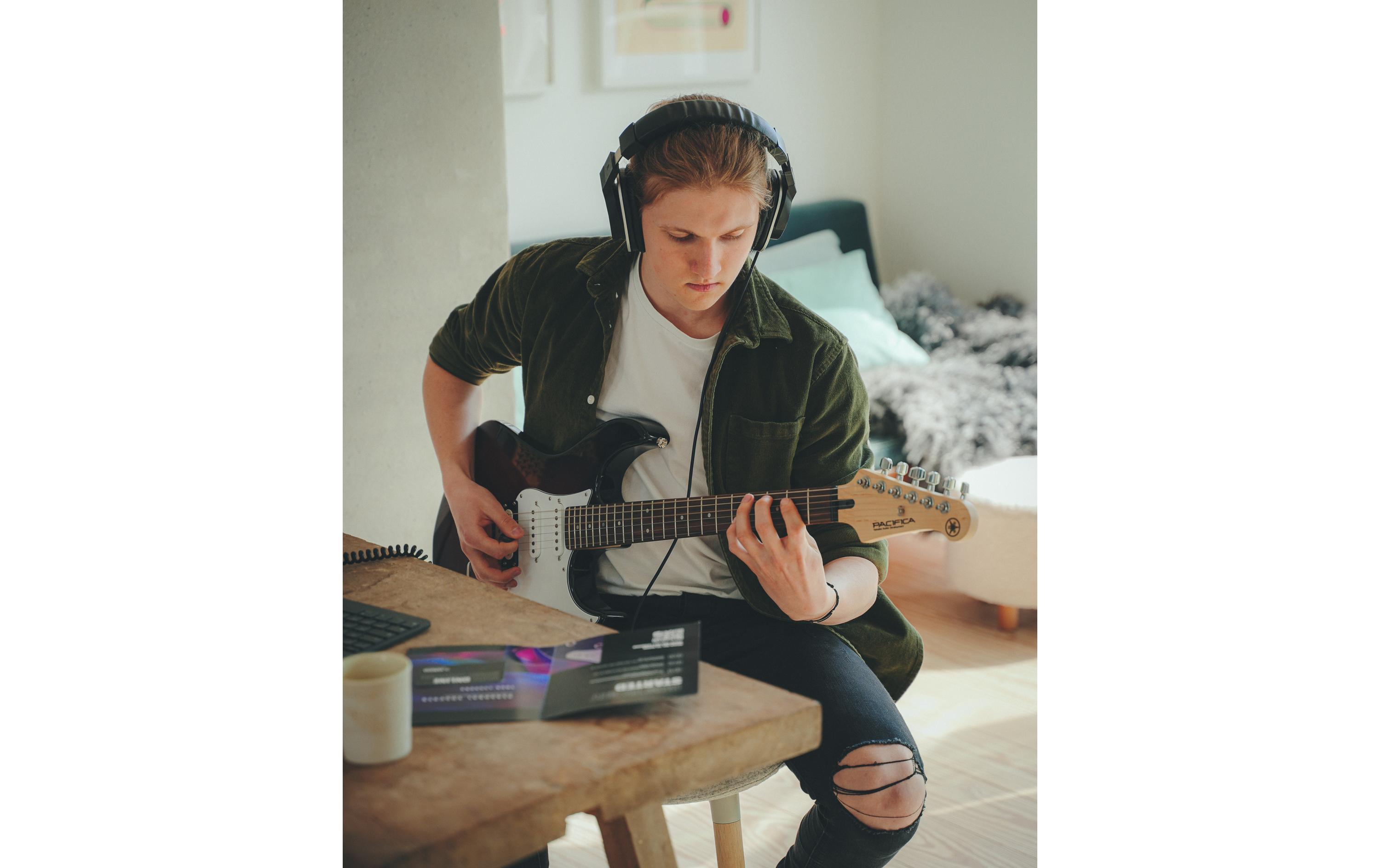 E-Gitarre PACIFICA 112 V – Schwarz<br>E-Gitarre für Anfänger
