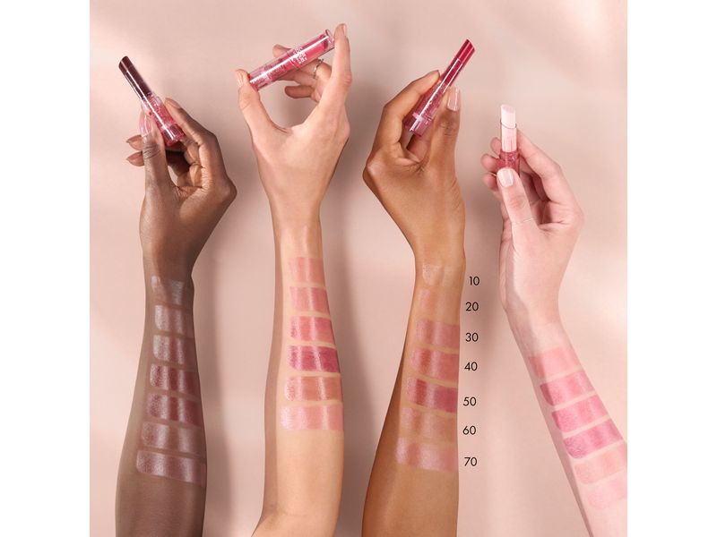 Catrice Lip Gloss Care In Colours 070 Girlboss Farbiger Lippenbalsam in einem hellen Korallen-Pink für glänzende und mit Feuchtigkeit versorgte Lippen