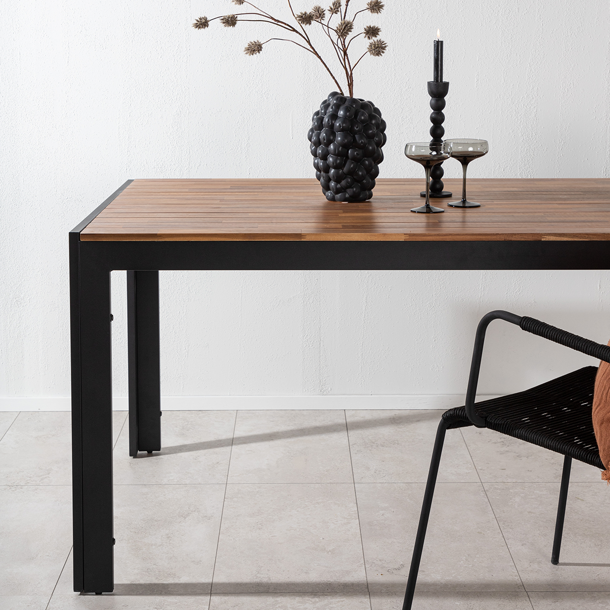 Tuintafel Lasse aluminium - houten tafelblad Zwart
