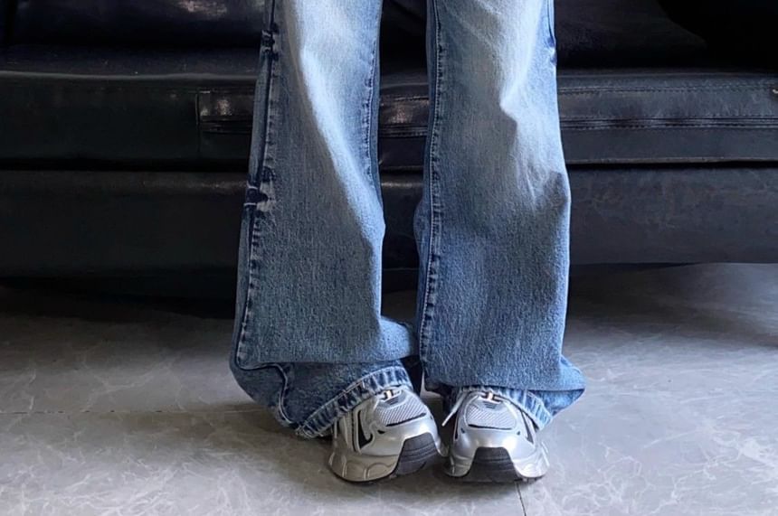 Coline - High Rise Washed Wide Leg Jeans