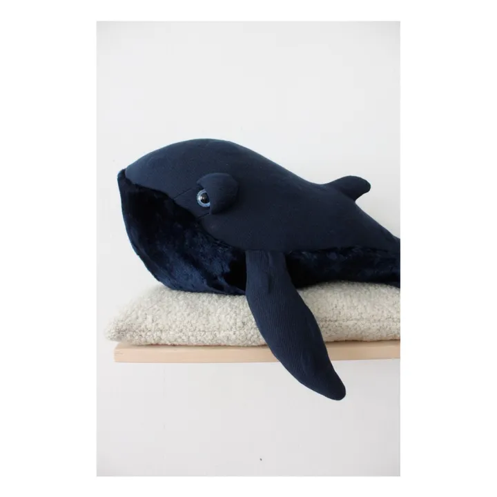 Bigstuffed Peluche géante baleine 60 cm x Smallable | Bleu marine