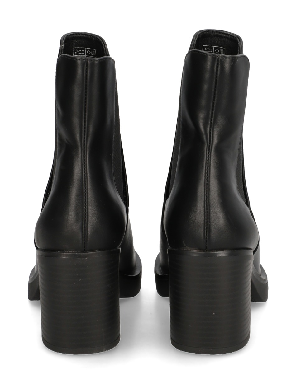 Stiefelette