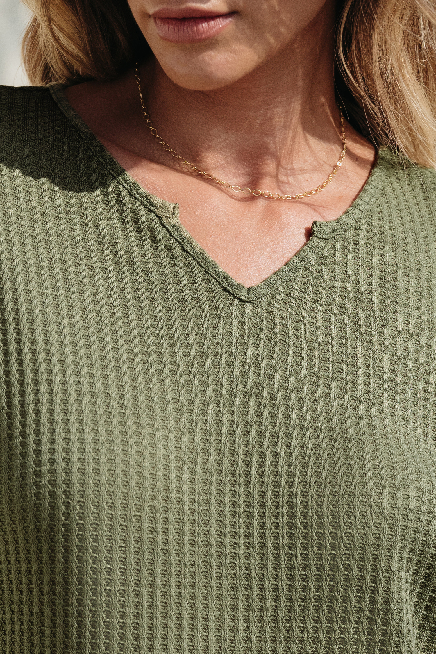 T-shirt en tricot gaufré vert olive
