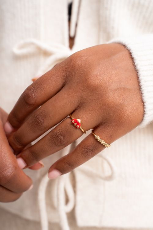 Ring met rood vintage hart