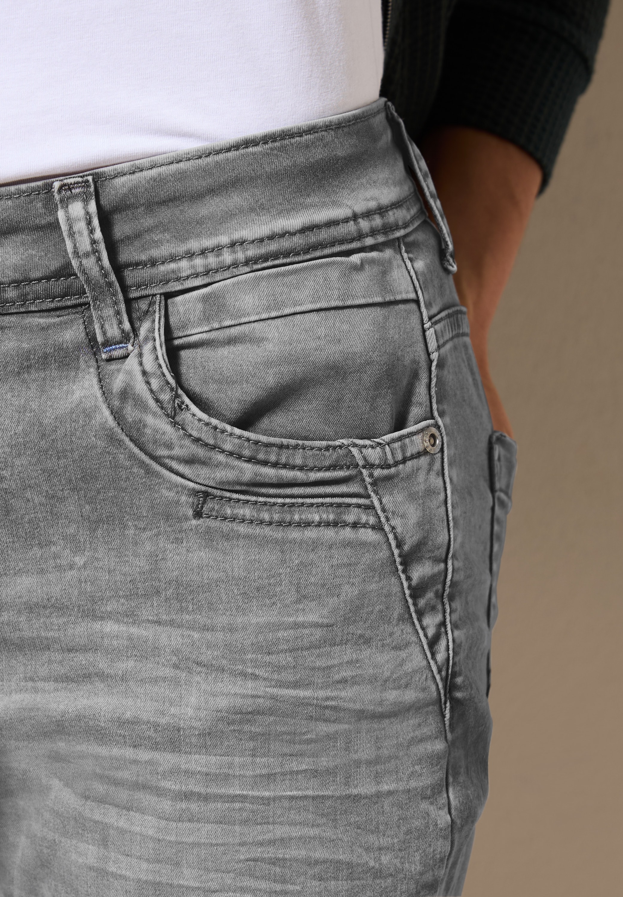 Cecil 5-Pocket-Jeans »Style Scarlett«, Mid Waist mit schmalem Bein