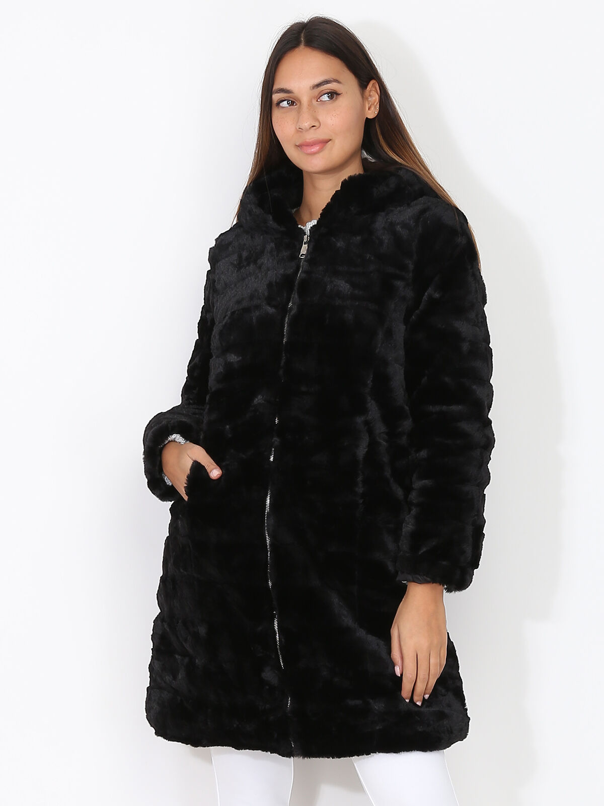 Manteau fausse fourrure à capuche et zip- Noir