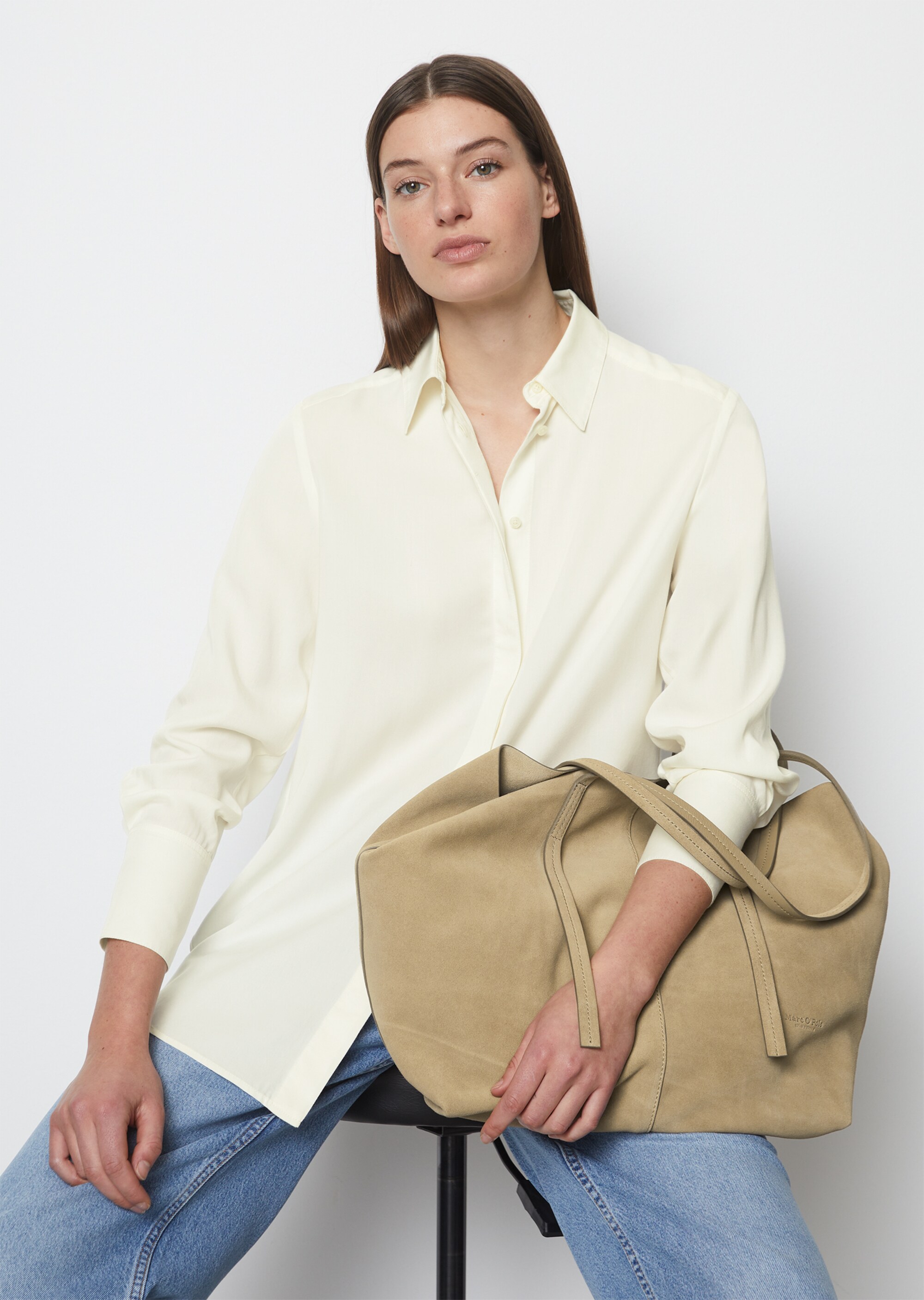 Shopper aus geschmeidigem Velours-Rindleder