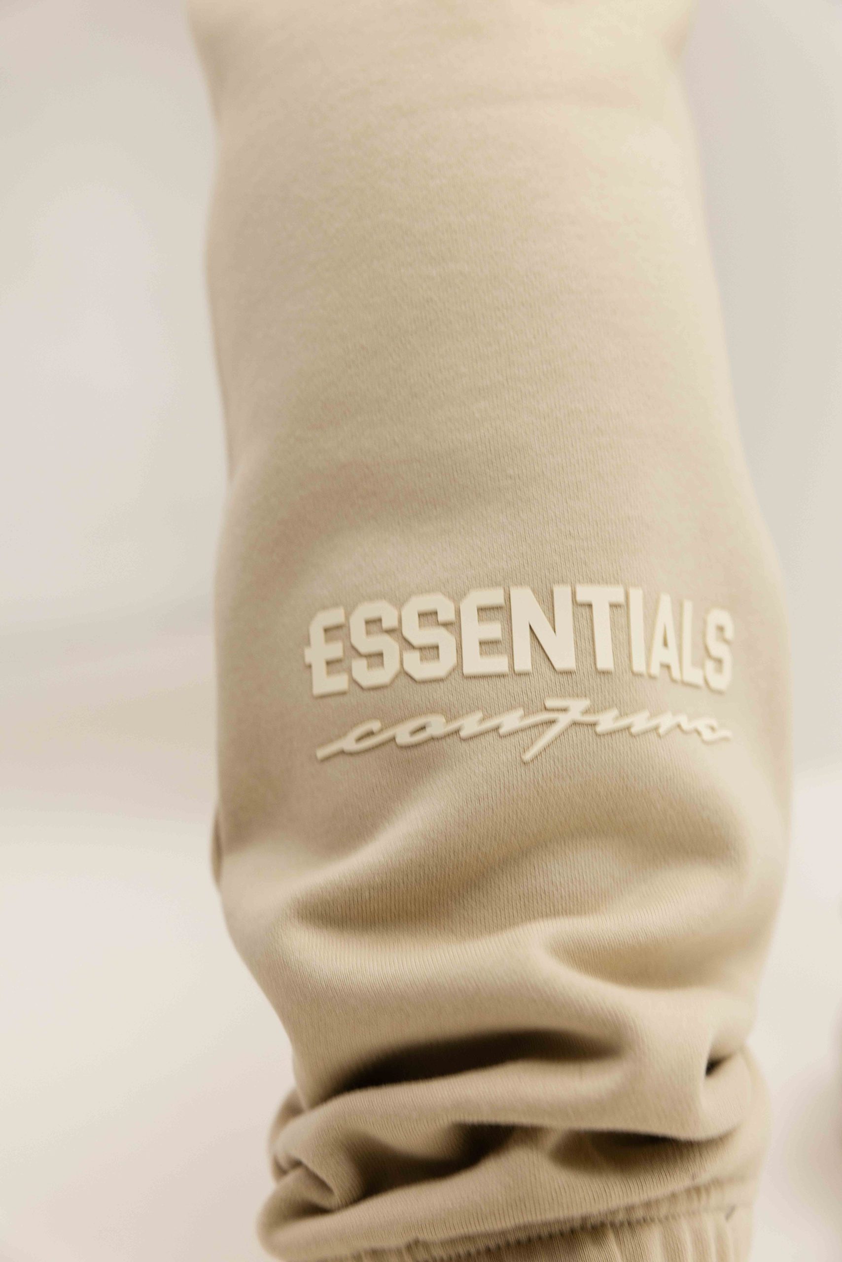 Cou7ure Essentials Rubber Trainingspak Heren Beige