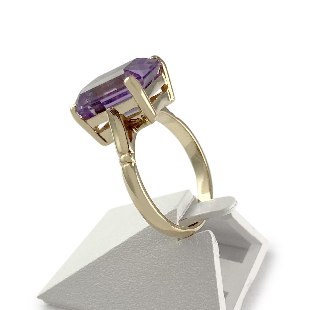 Bague d'occasion or 750 jaune améthyste