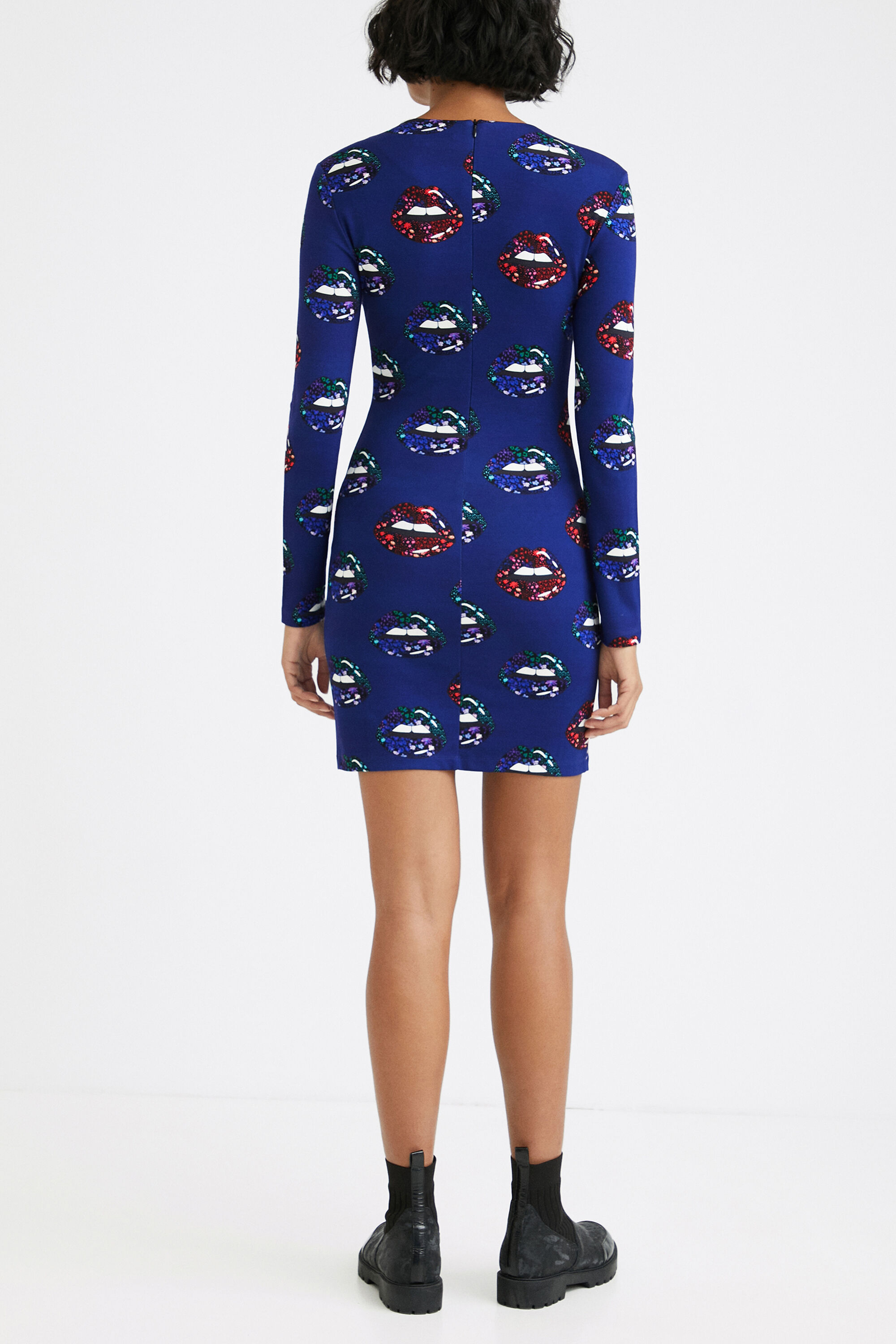 Robe courte ajustée avec lèvres
