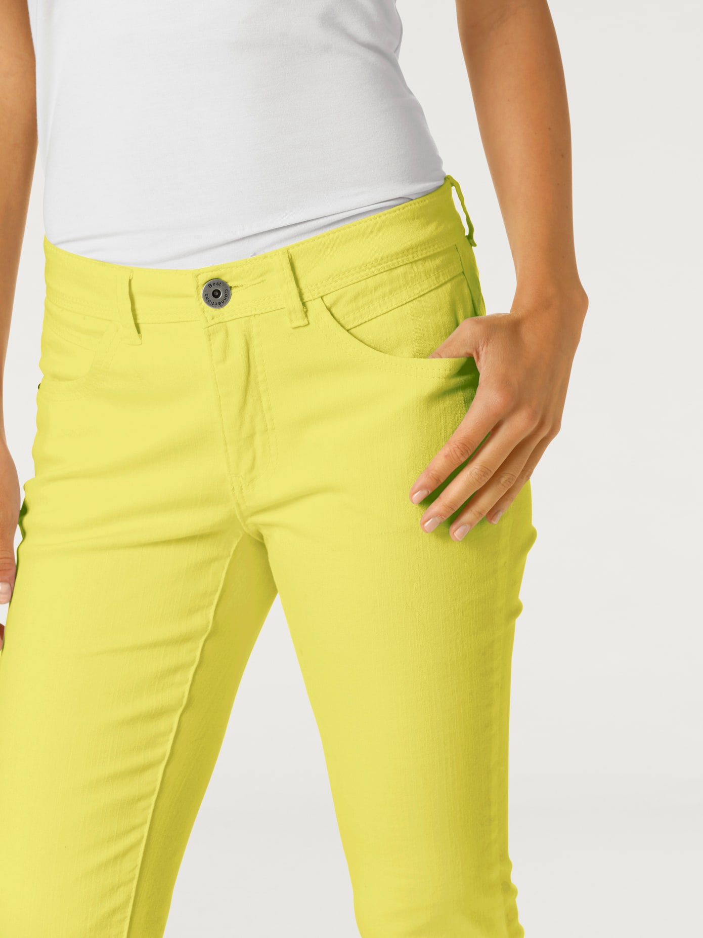 Pantalon effet ventre plat coupe skinny