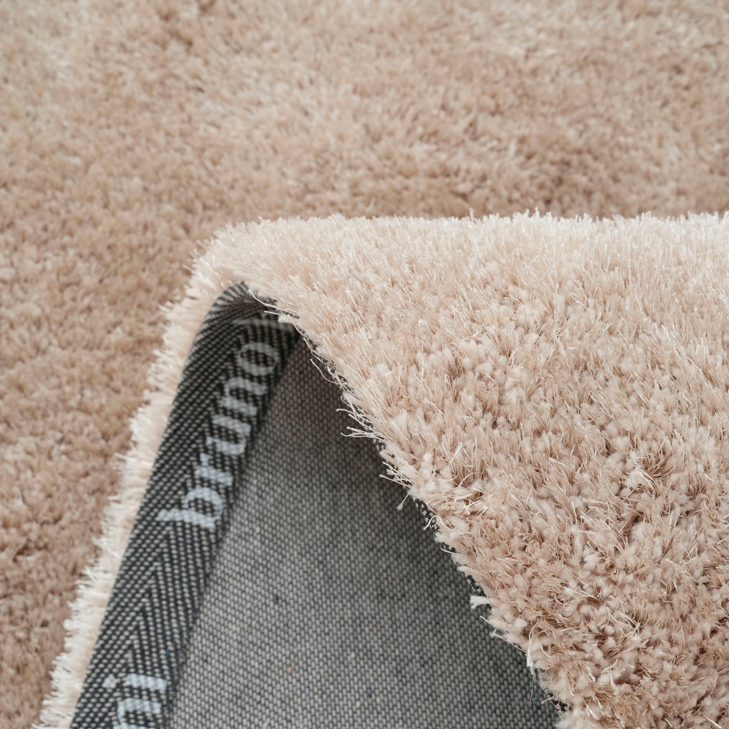 Bruno Banani Hochflor-Teppich »Dana Bean shape, besondere Form, weich, Mikrofaser Teppiche« U-förmig 30 mm Höhe organische Form, uni, Wohnzimmer, Schlafzimmer, Esszimmer