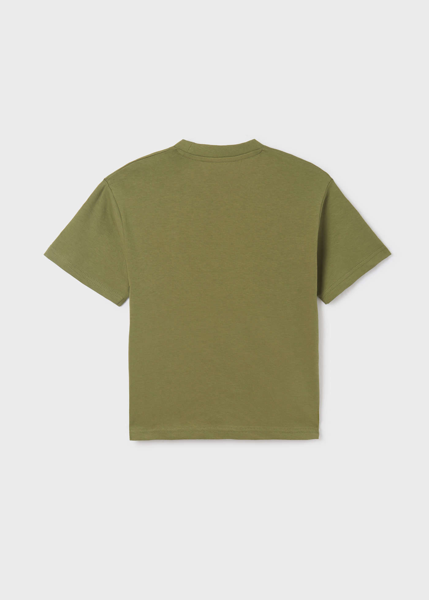 Camiseta infantil com estampa sustentável em algodão.