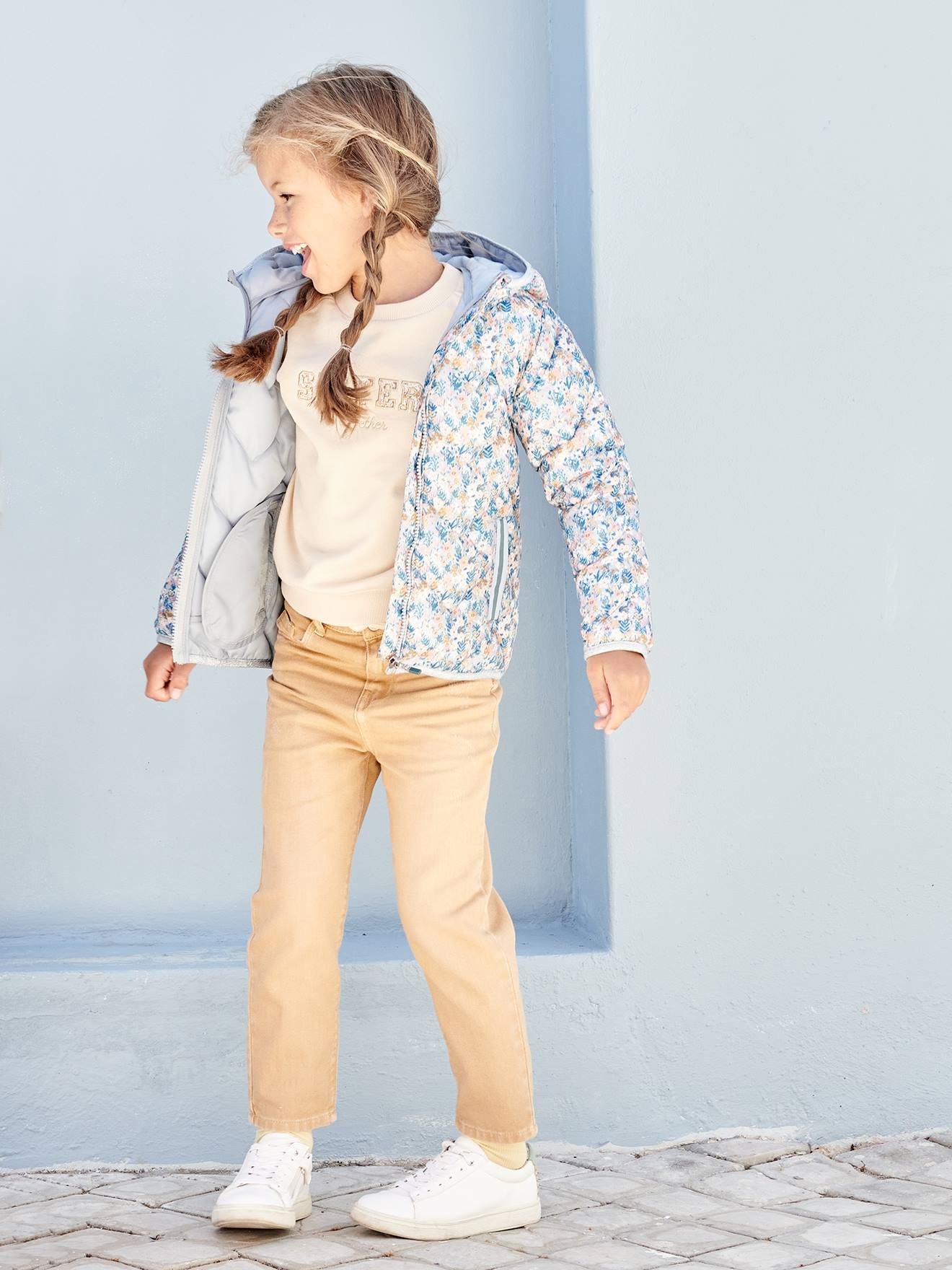 Jaqueta acolchoada leve com capuz e detalhes iridescentes, para meninas 6386