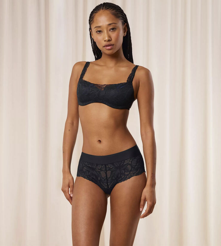 Triumph Body Make-Up Illusion Lace Balconette Black