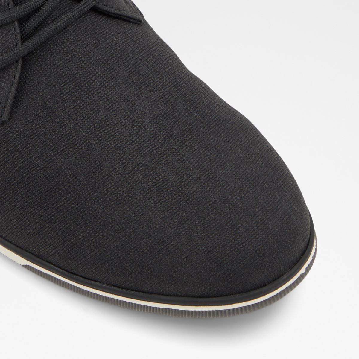 Heron Black Synthetic Embossed Men Sneakers