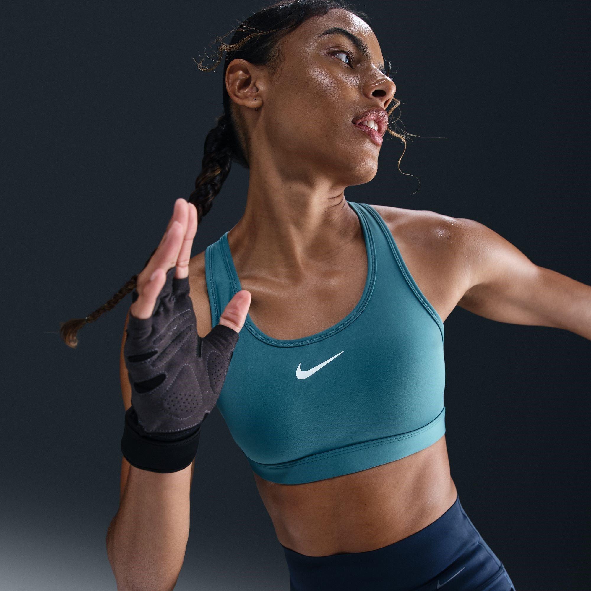 Nike Swoosh Womens Medium Support 1 Piece Pad Sports Bra