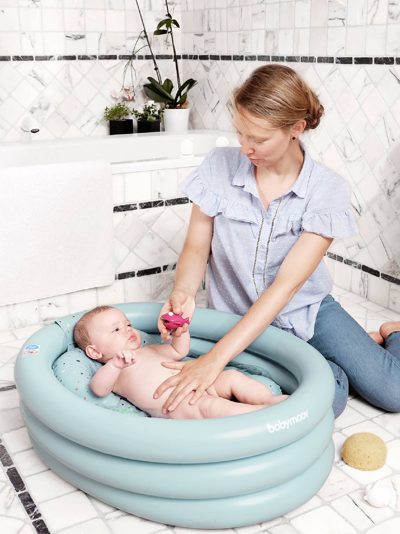 Banheira inflável para bebês BABYMOOV Aquadots - Azul