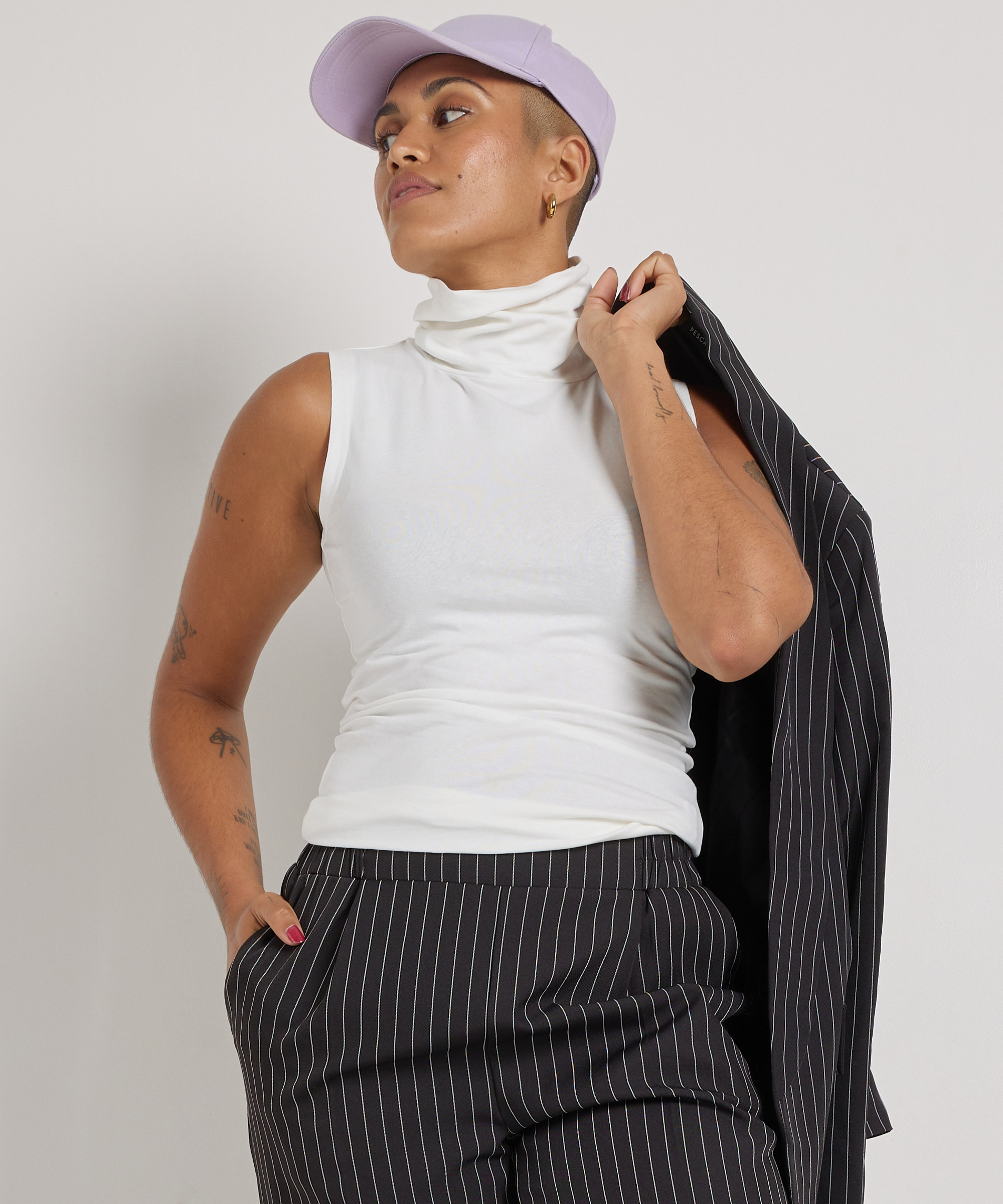 basic mouwloos t-shirt met col