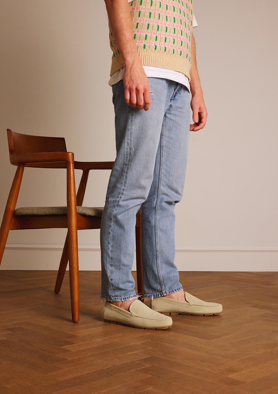 Beige suède loafer