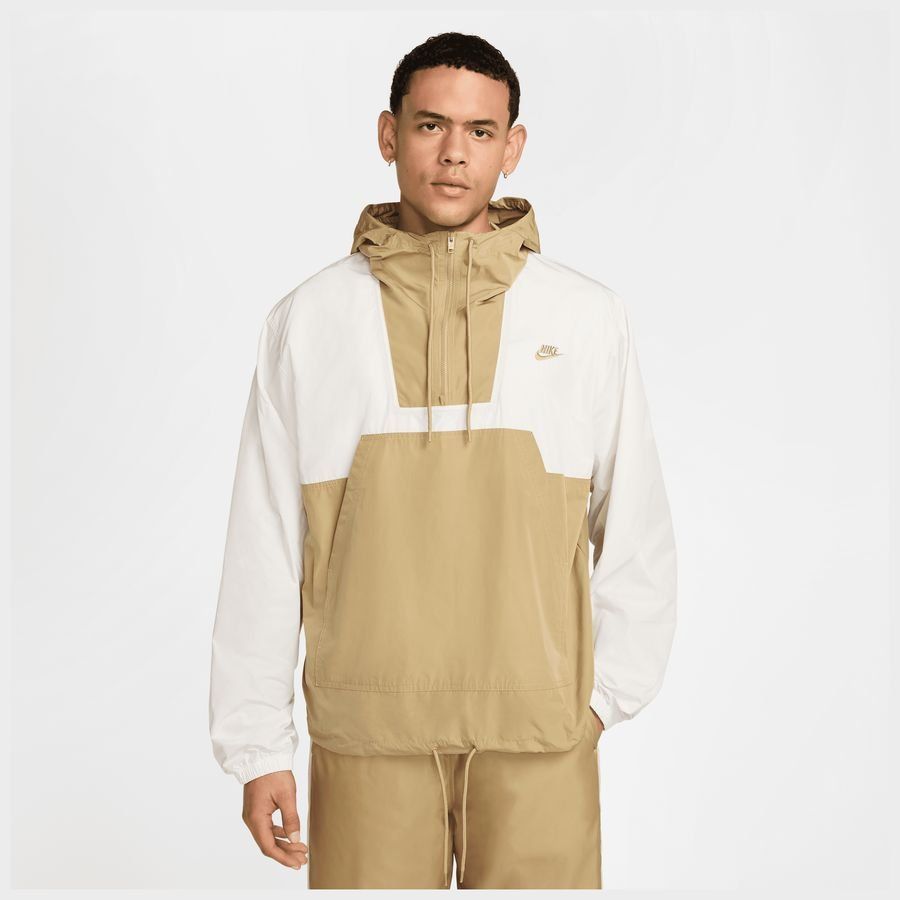 Nike Club