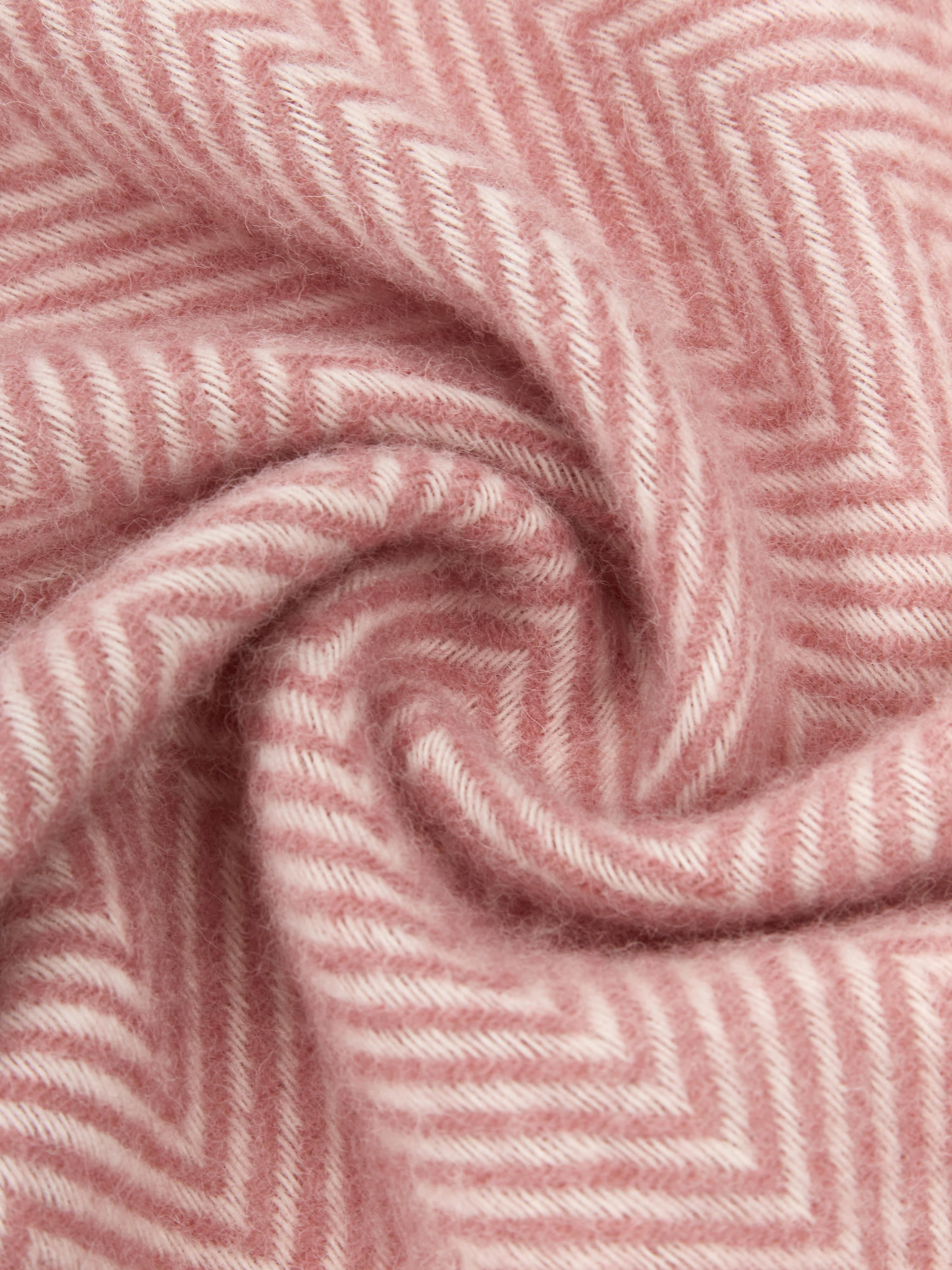 Wollen plaid Tyrol met visgraatpatroon en franjes