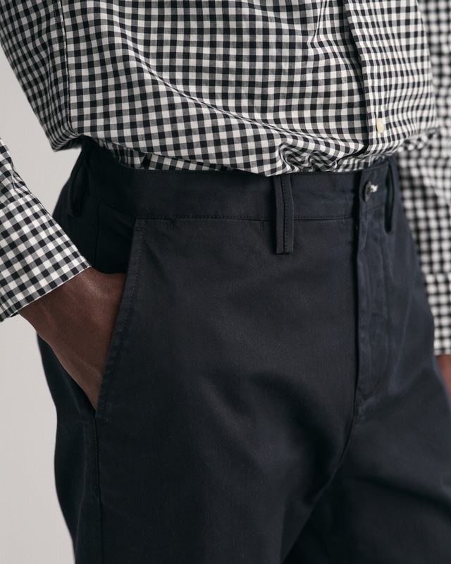 Gant Chinohose »REGULAR TWILL CHINOS«  Regumit gefütterten Seitentaschen