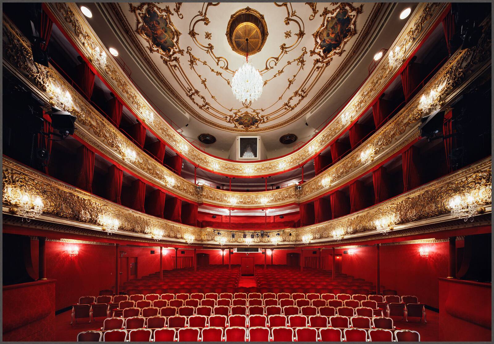 Theater in der Josefstadt Wien by Rafael Neff - Limited Edition. Edition of: 150. Signed.
