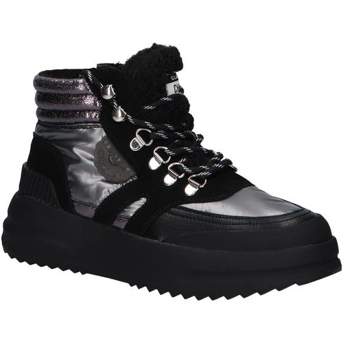 Chika 10 - WALK 03 Negro