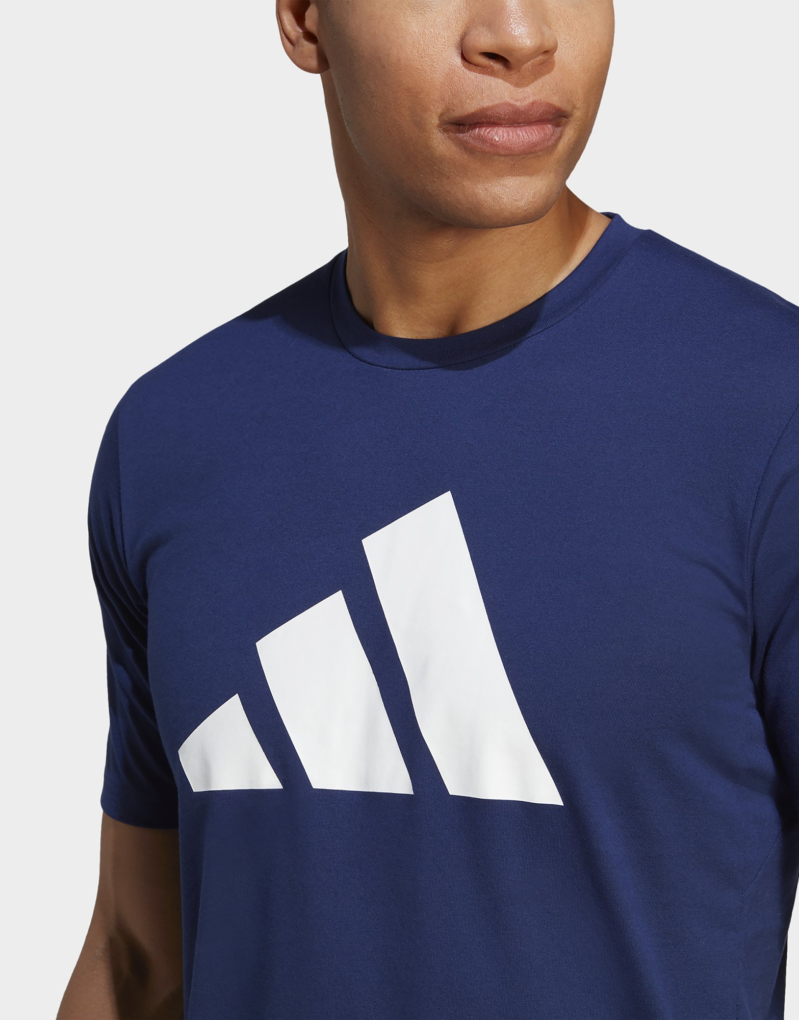 adidas T-shirt de training avec logo Train Essentials Feelready