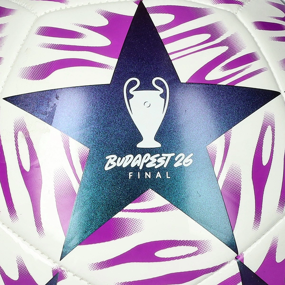 Bola adidas UEFA Champions League 2025-2026 Final Club