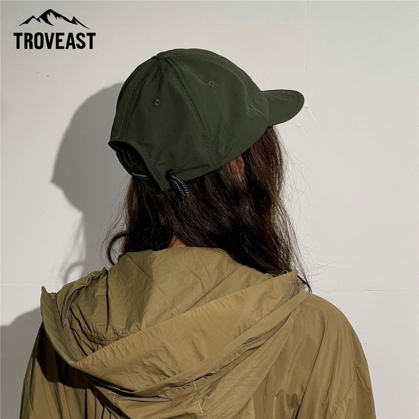 Trovelst - Lichtgewicht geborduurde pet