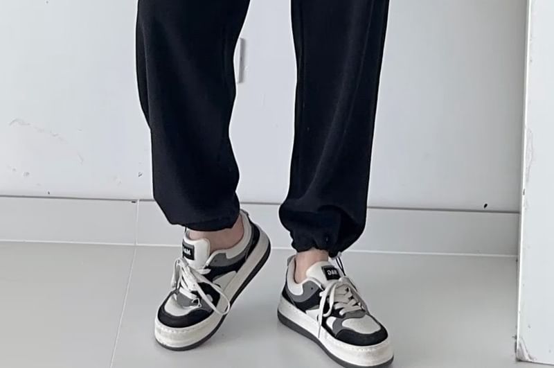 Haneliz - Effen joggingbroek met trekkoord in de taille en rechte pijpen