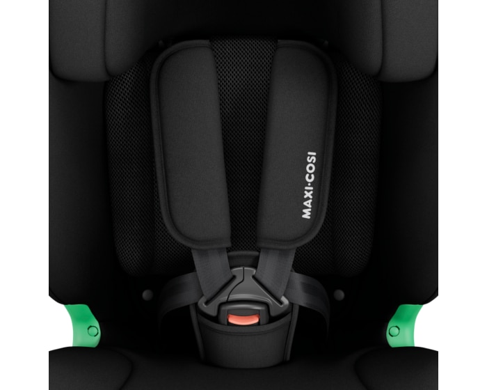 Titan S Comfort i-Size 15 M - 12 Y  76 - 150 cm  9 - 36 kg    Mehrere Sitz- und Liegepositionen |    G-CELL Seitenaufprallschutz |    Atmungsaktive, angenehm weiche Stoffe |    5-Punkt-Sicherheitsgurt |