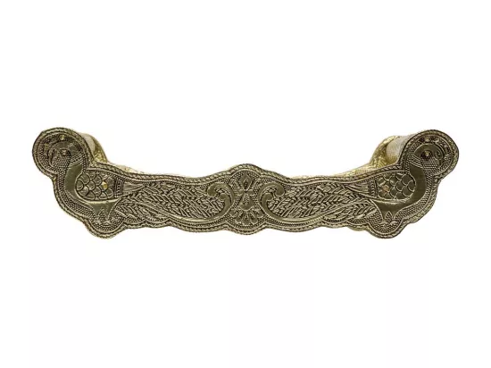 Plateau en métal repoussé doré 25x13x6h